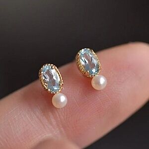Dainty Oval Aquamarine Pearl Stud Earrings